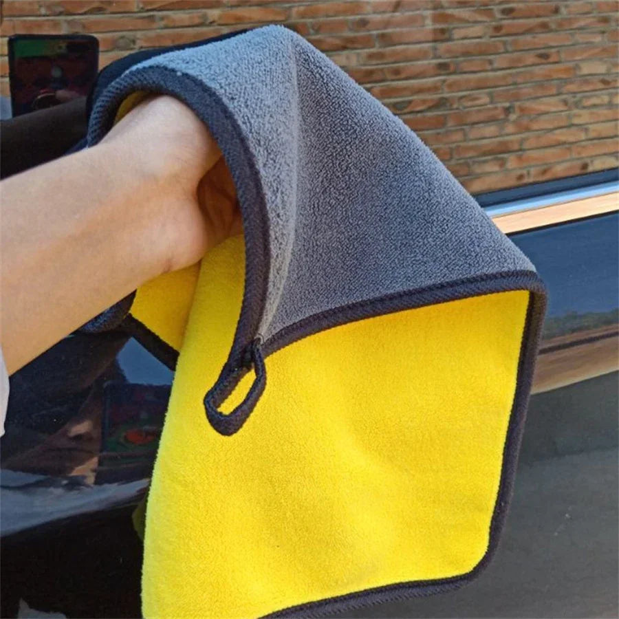 Plush Microfiber Wash Cloth – Lint-Free Car Drying Towel